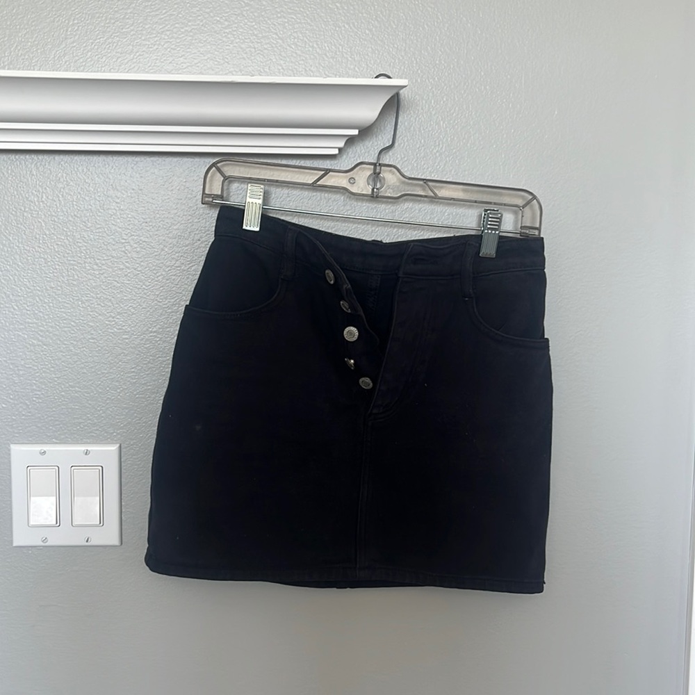 black denim skirt size small